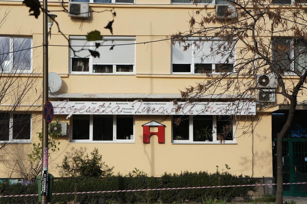 Agentia H Accommodation Bucarest Extérieur photo