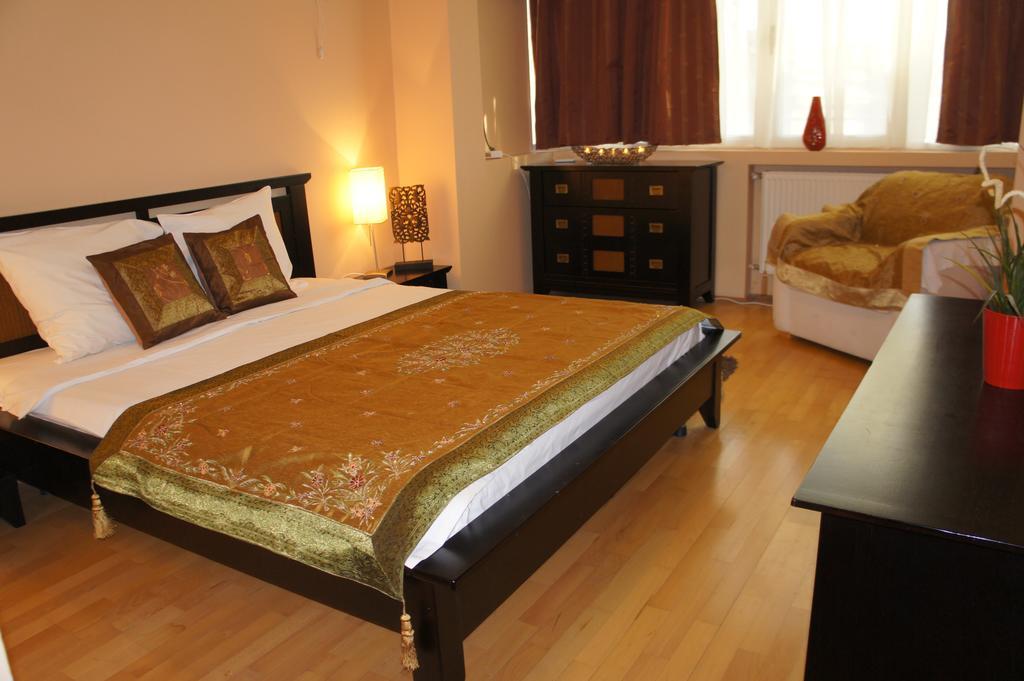 Agentia H Accommodation Bucarest Extérieur photo